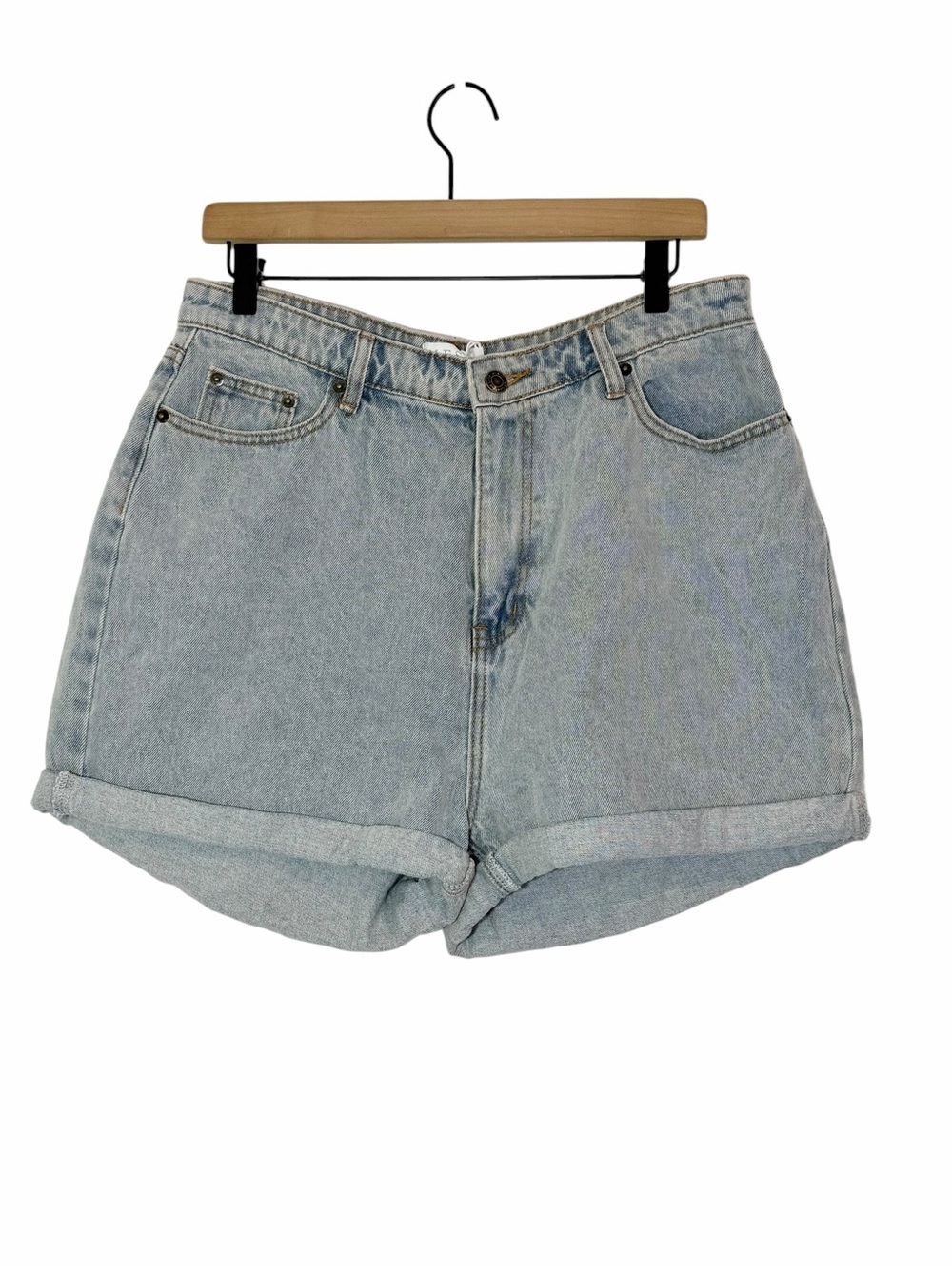 MESHKI Verona Turn Up Hem Frayed Denim Shorts Light Blue NWT Size 16 Jean Shorts - Picture 3 of 11